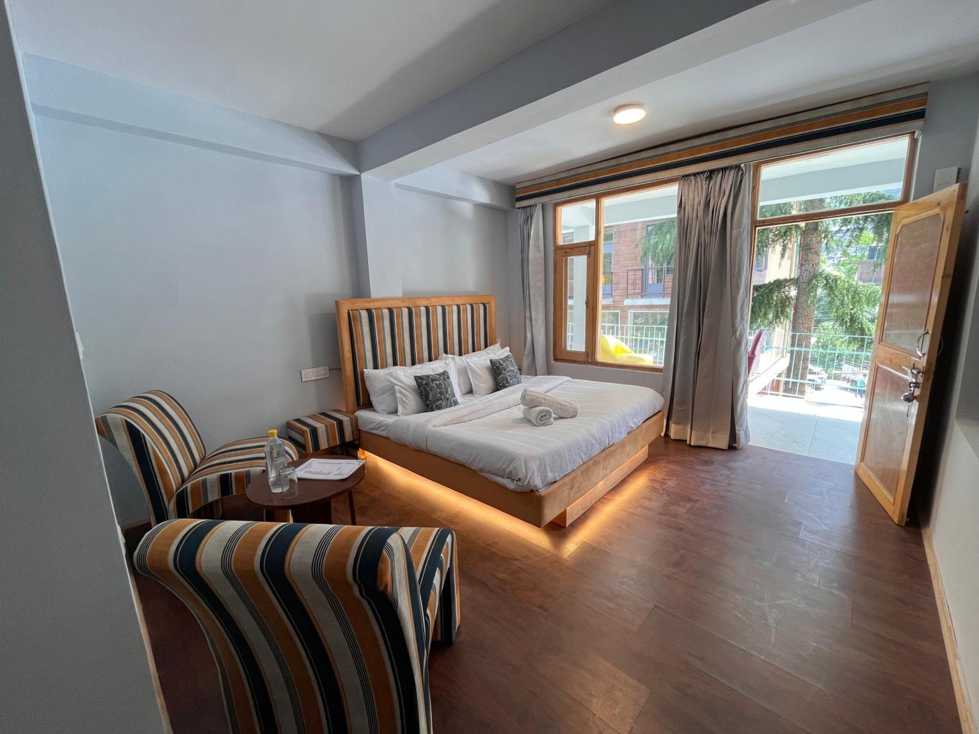Hotel English Rose, #Personal Parking, #Petfriendly, #Garden, #Bonfire Under The Stars Manali  Ngoại thất bức ảnh