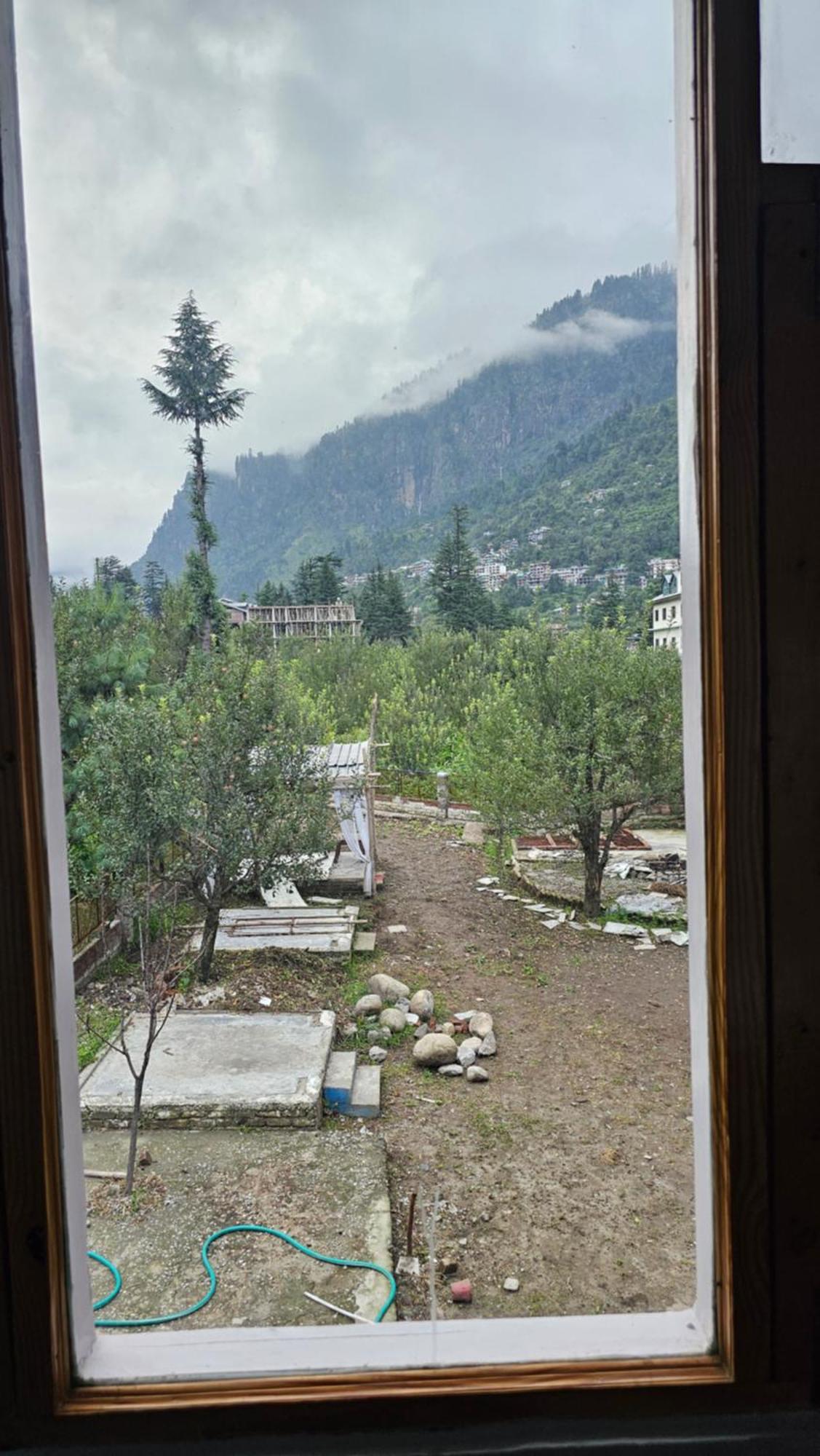 Hotel English Rose, #Personal Parking, #Petfriendly, #Garden, #Bonfire Under The Stars Manali  Ngoại thất bức ảnh